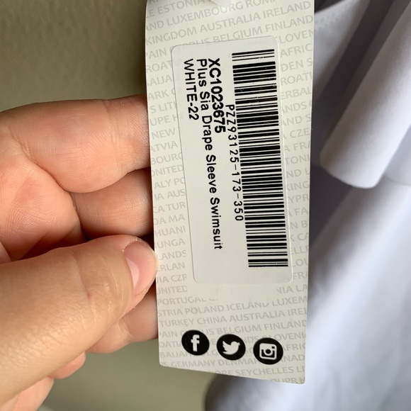 Off-shoulder swimsuit NWT - Picture 6 of 6